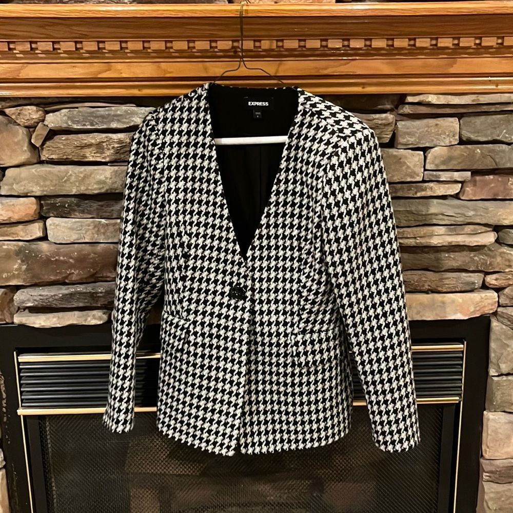 ✨Express Houndstooth Black and White Blazer Sz 2